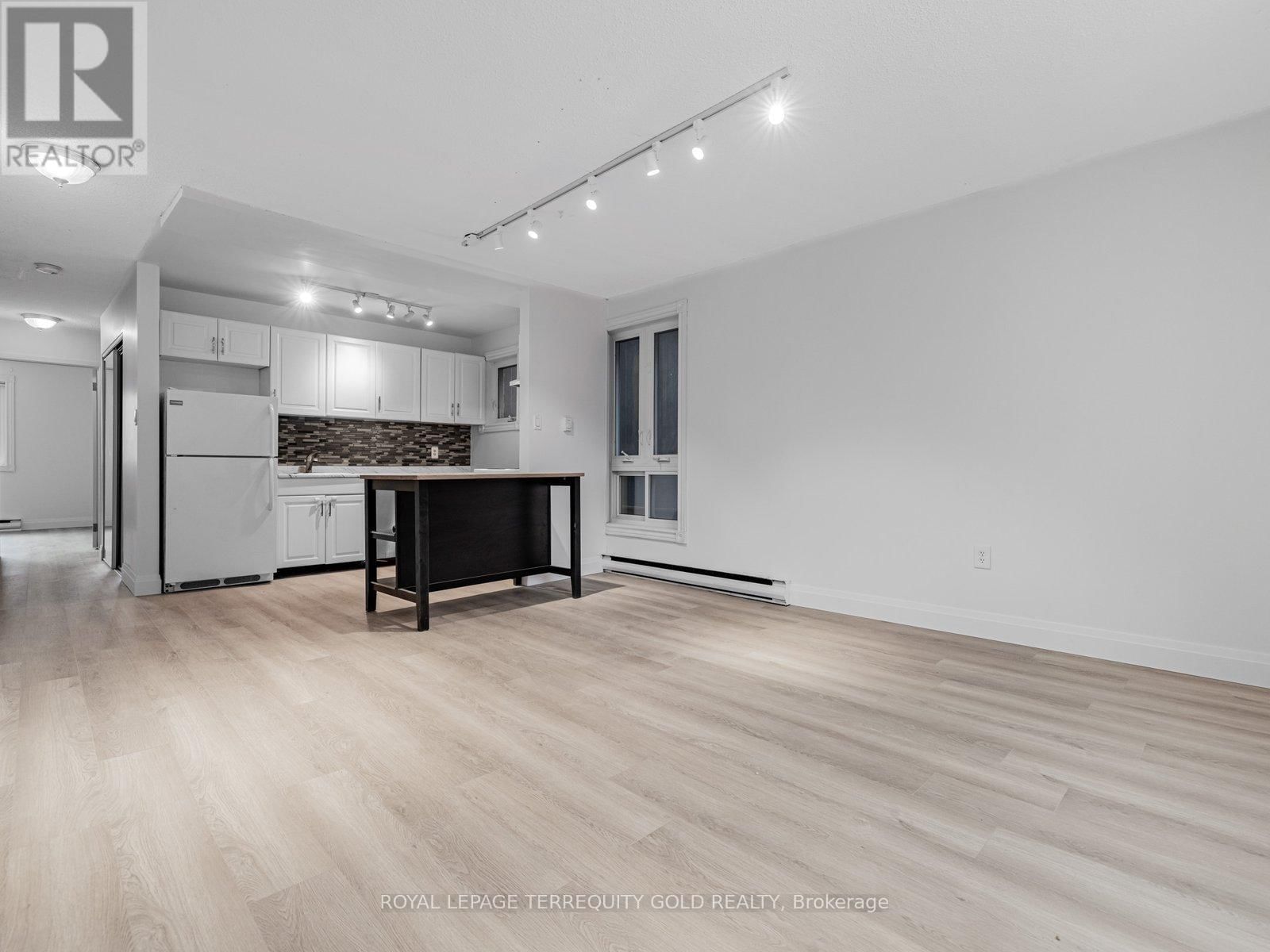 2 - 41 SUMMERHILL AVENUE Image 6