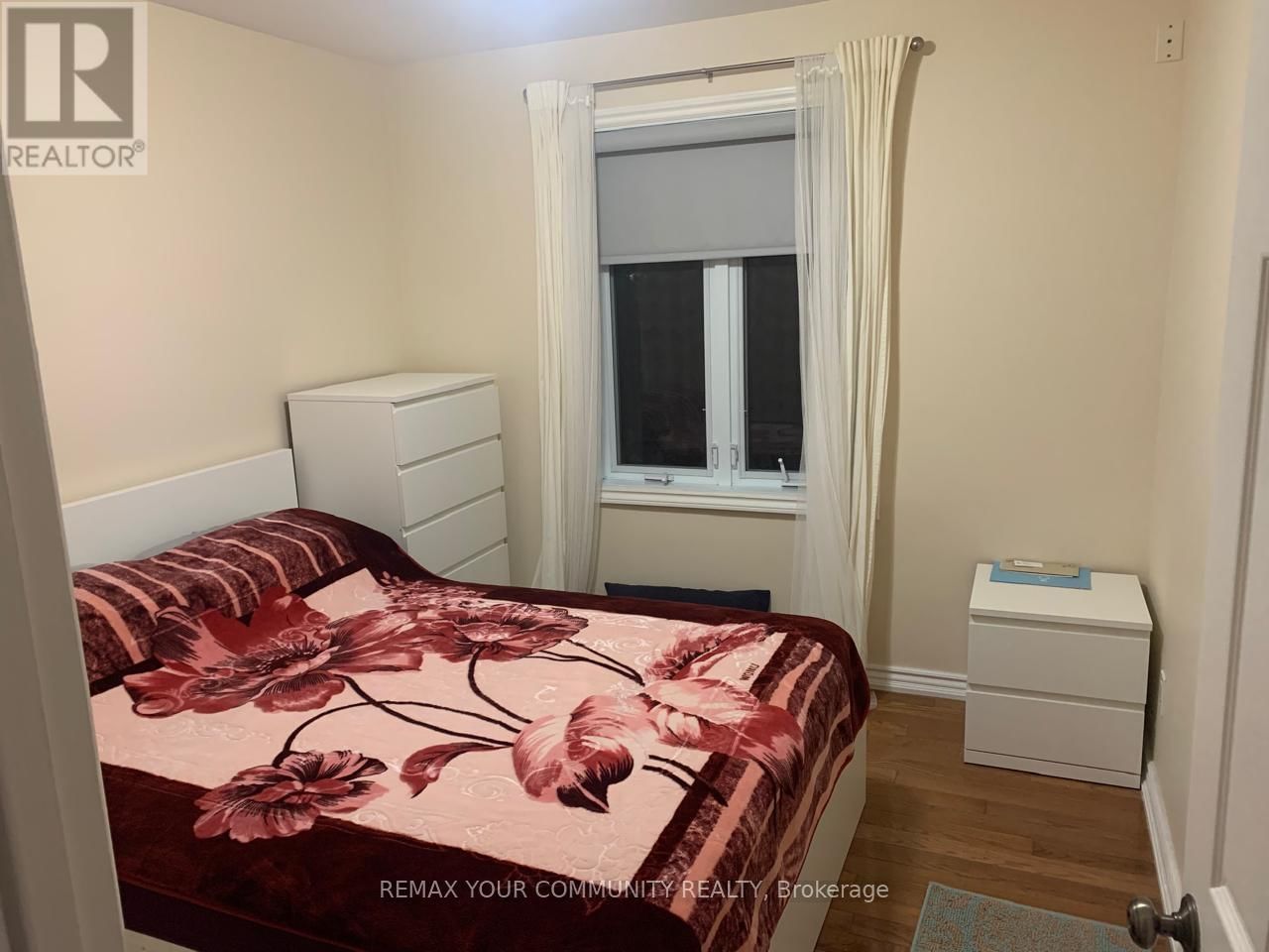 MAIN FLOOR - 151 GOULDING AVENUE Image 9