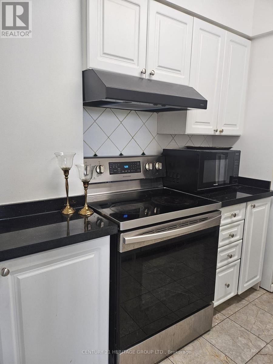 806 - 238 DORIS AVENUE Image 28