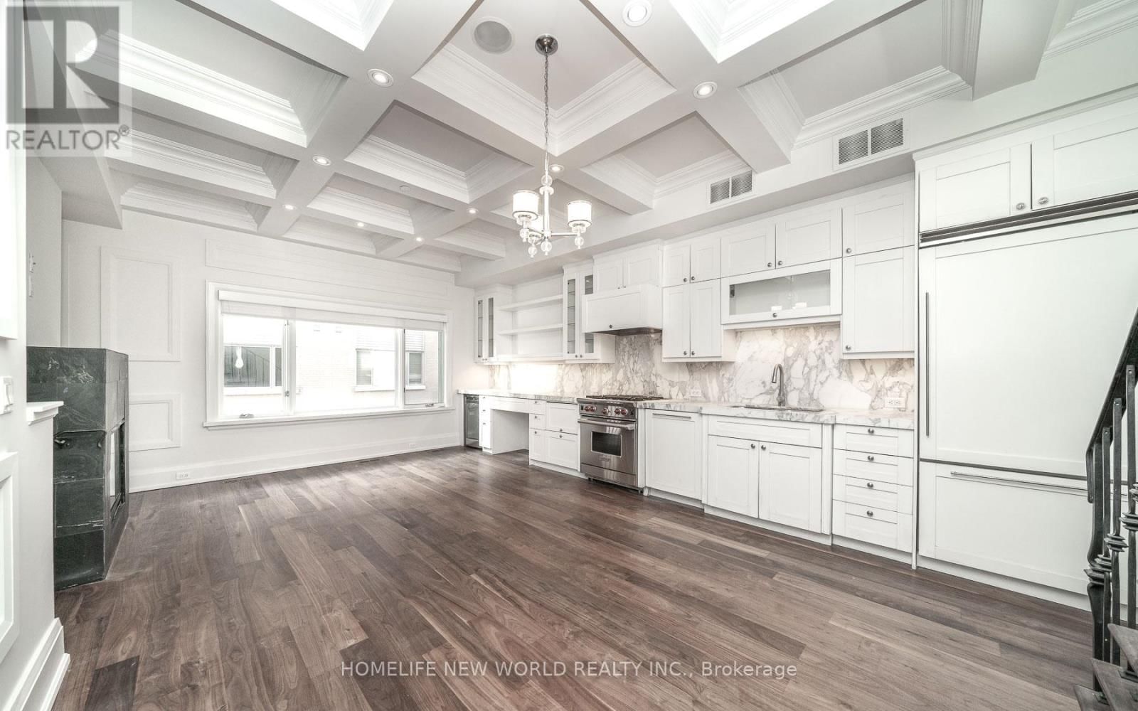 310 MERTON STREET Image 8