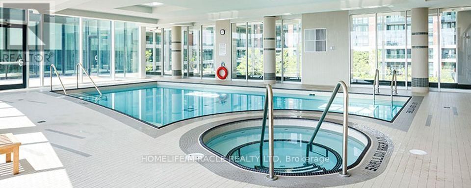 558 - 525 WILSON AVENUE Image 16