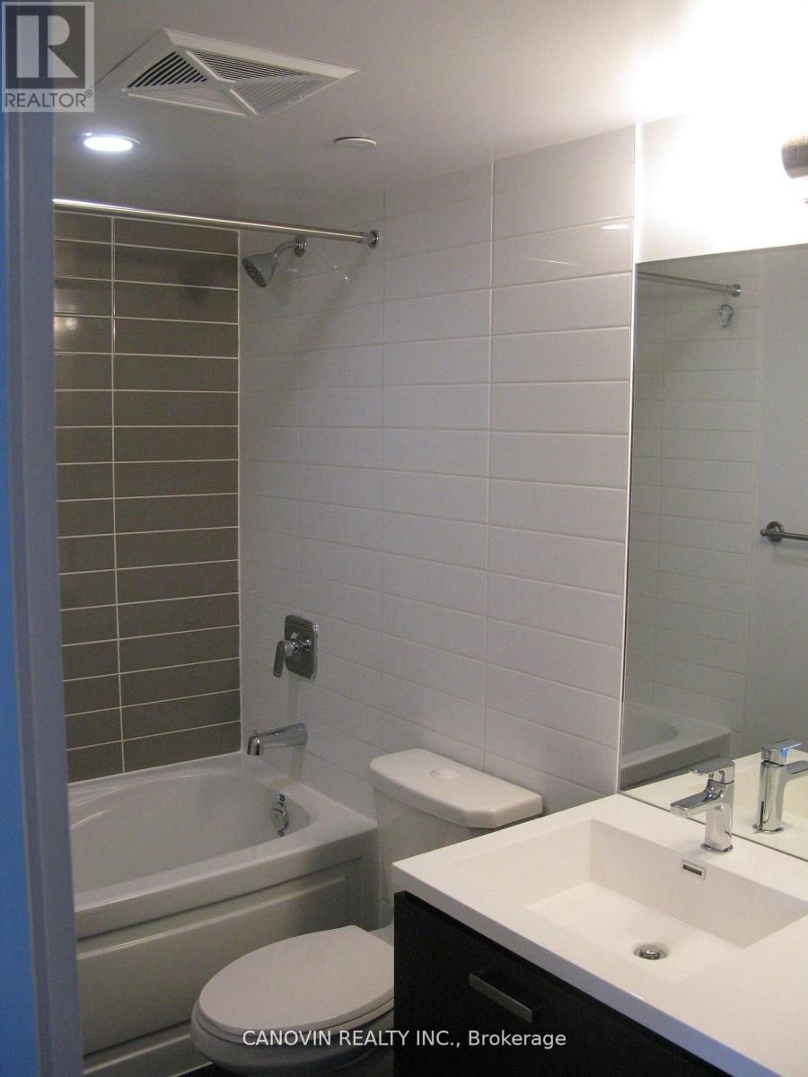 1001 - 1001 AVENUE NORTH Image 14