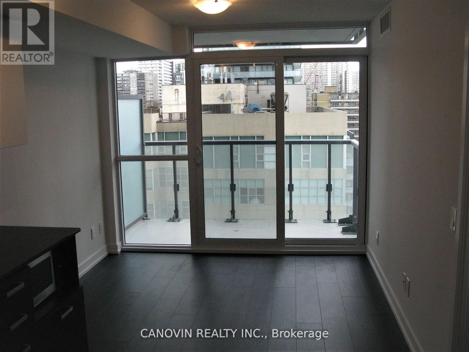 1001 - 1001 AVENUE NORTH Image 5