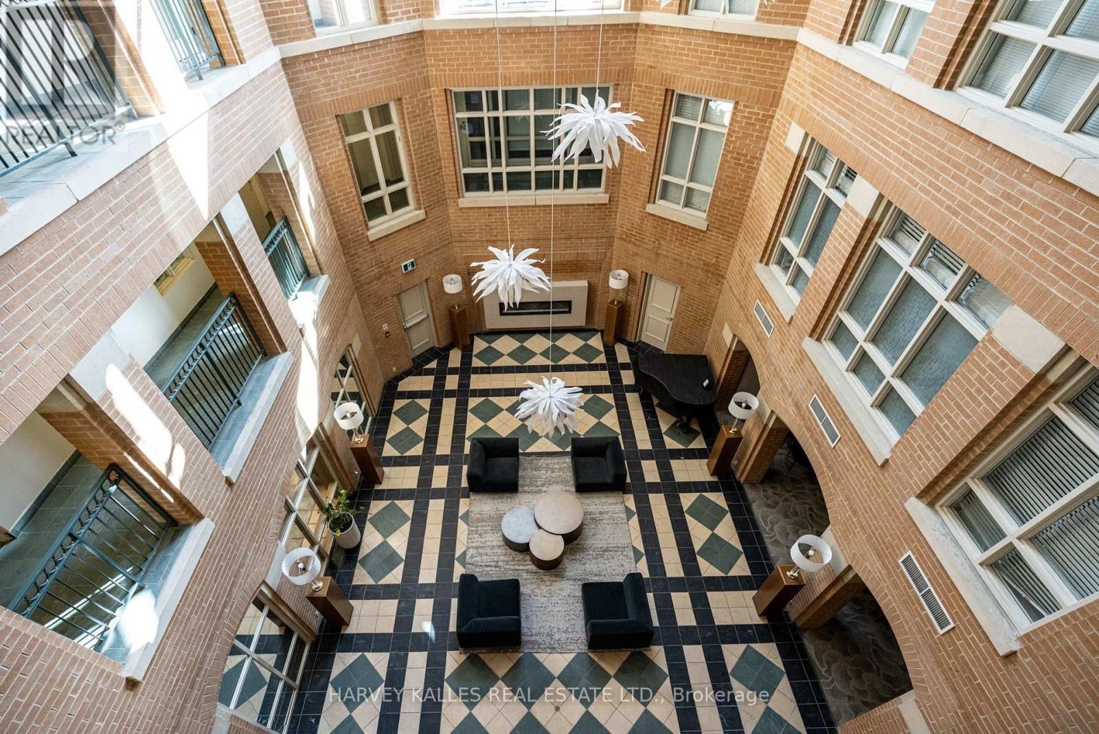 51 SHAFTESBURY AVENUE Image 48