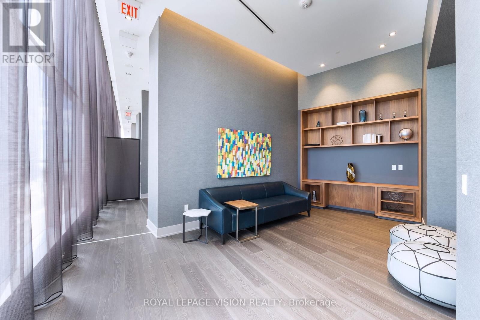 4812 - 10 YORK STREET Image 24