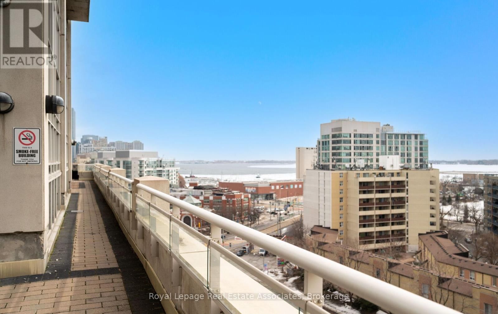 908 - 21 GRAND MAGAZINE STREET Image 32