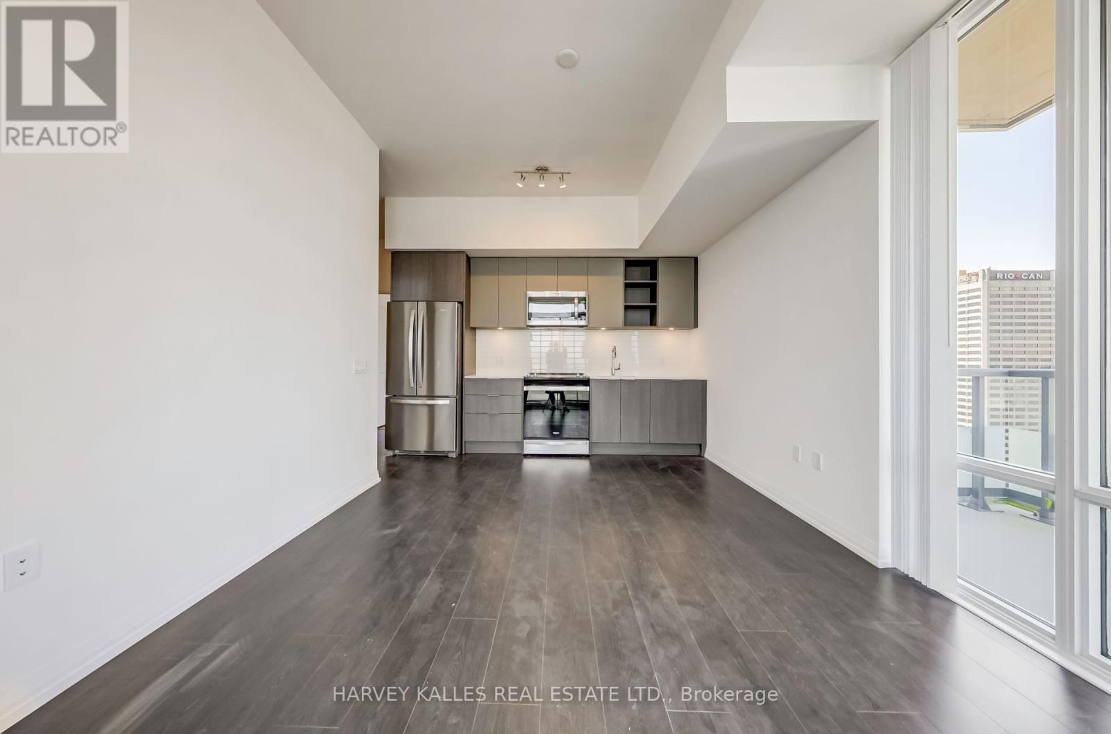 LPH03 - 25 HOLLY STREET Image 8