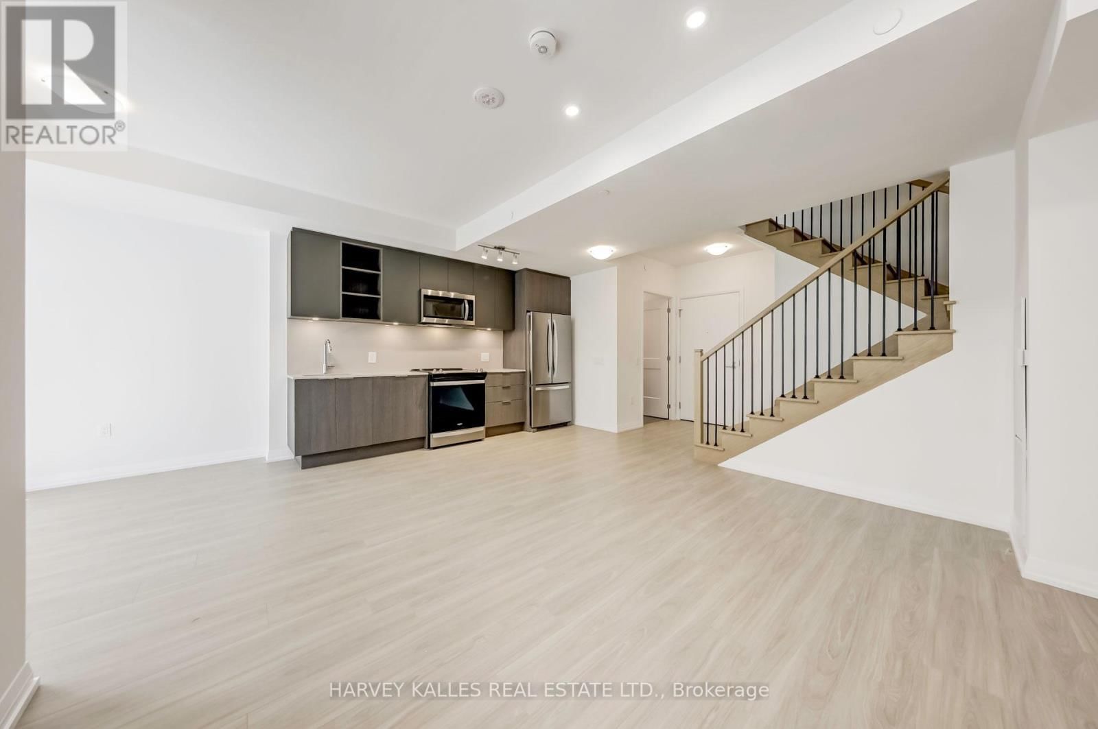 TH116 - 50 DUNFIELD AVENUE Image 14