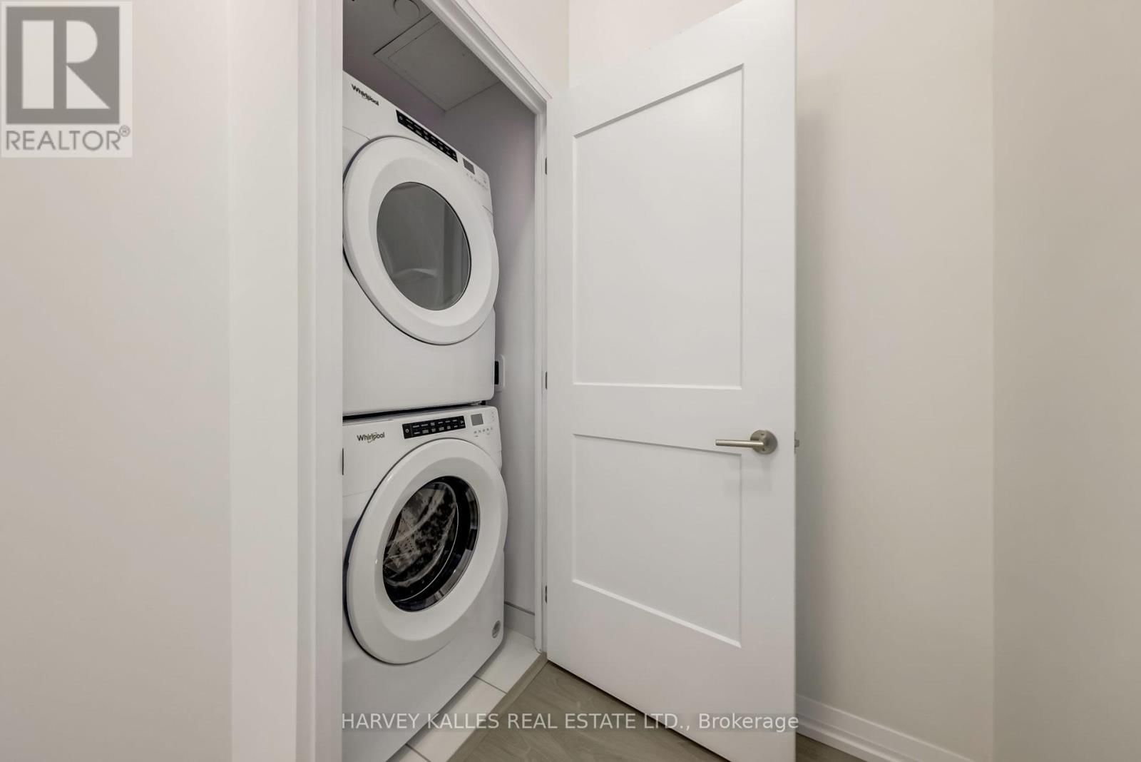 TH116 - 50 DUNFIELD AVENUE Image 26