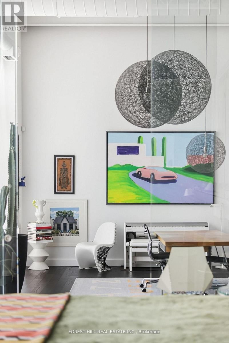 PH01 - 113 DUPONT STREET Image 35