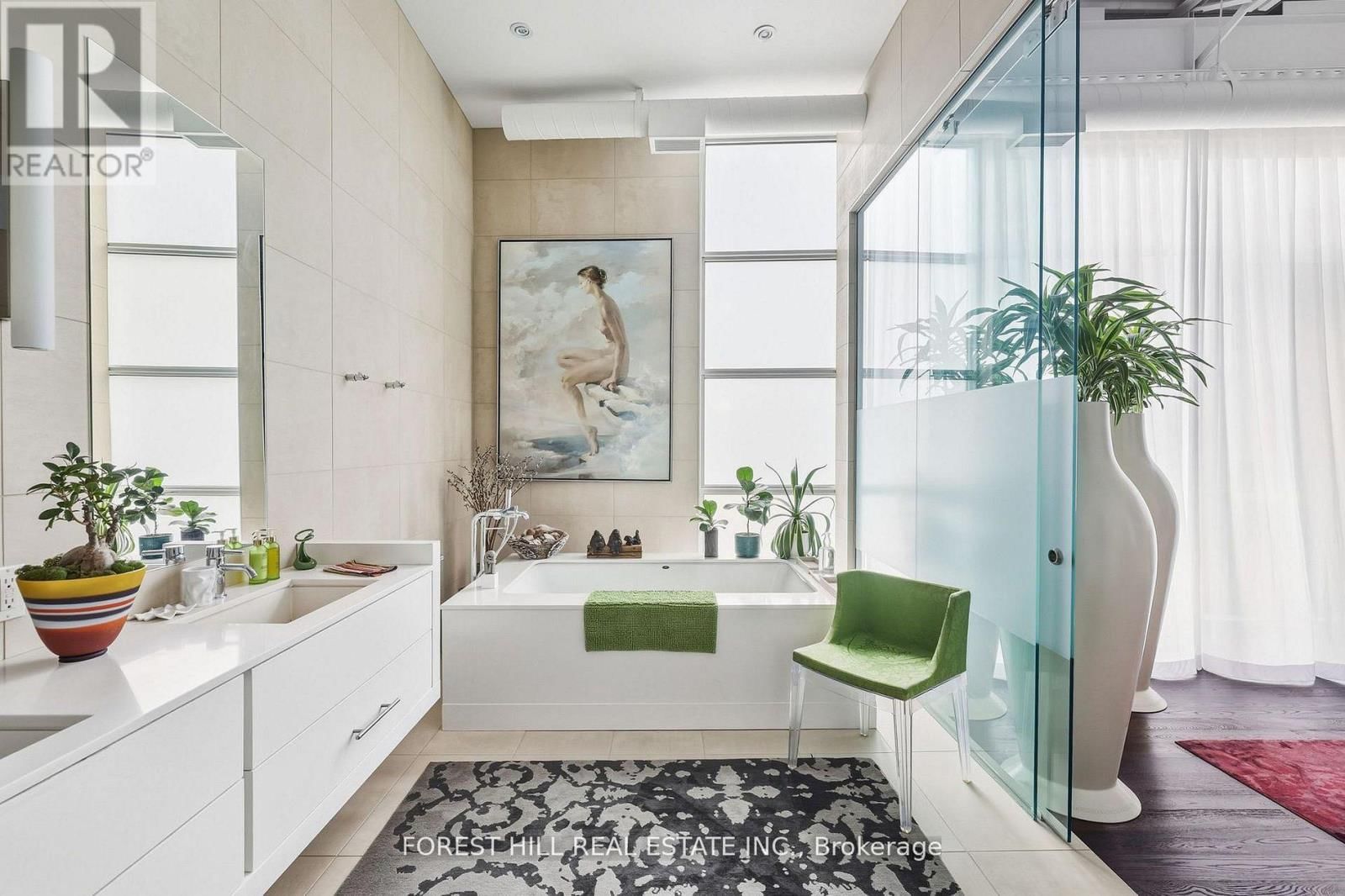 PH01 - 113 DUPONT STREET Image 40