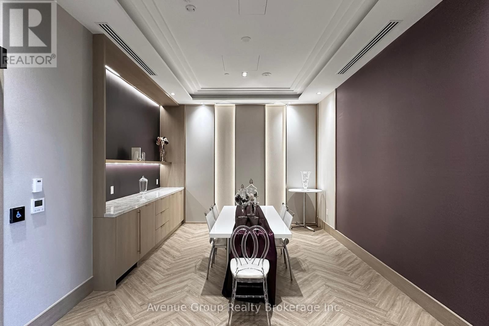 902 - 700 SHEPPARD AVENUE Image 38