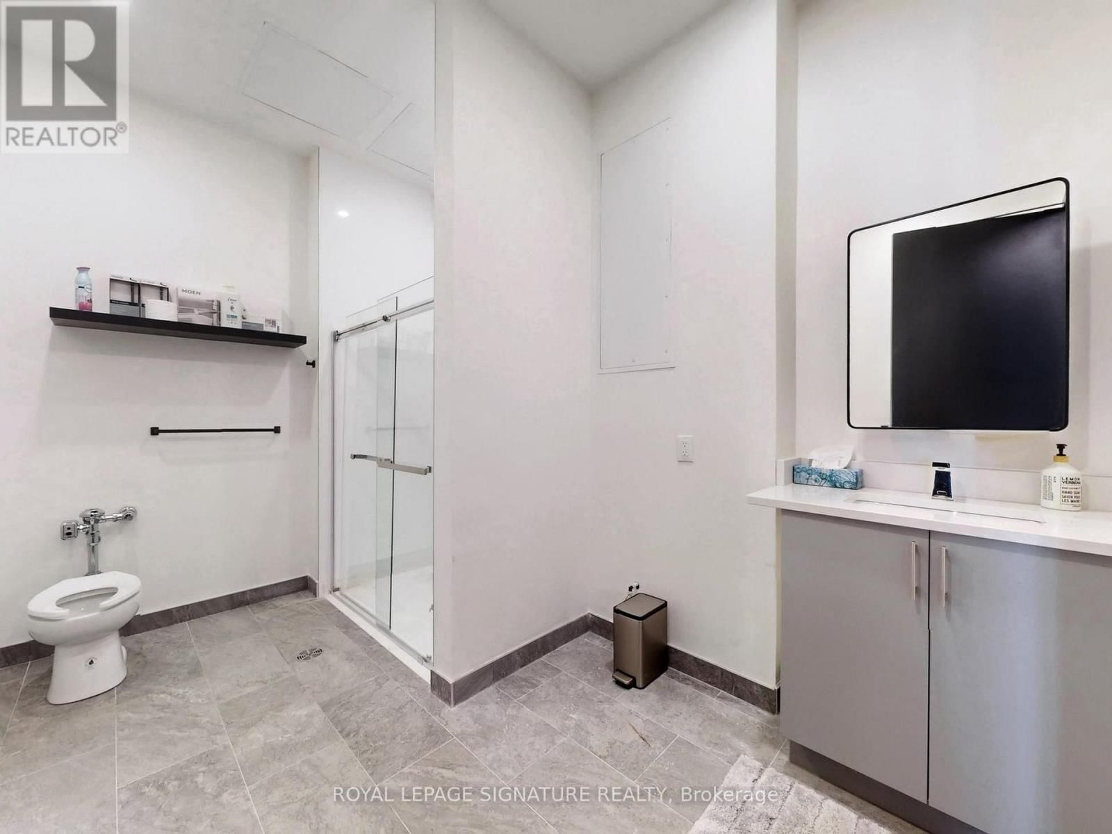 207 - 52 SCARSDALE ROAD Image 22