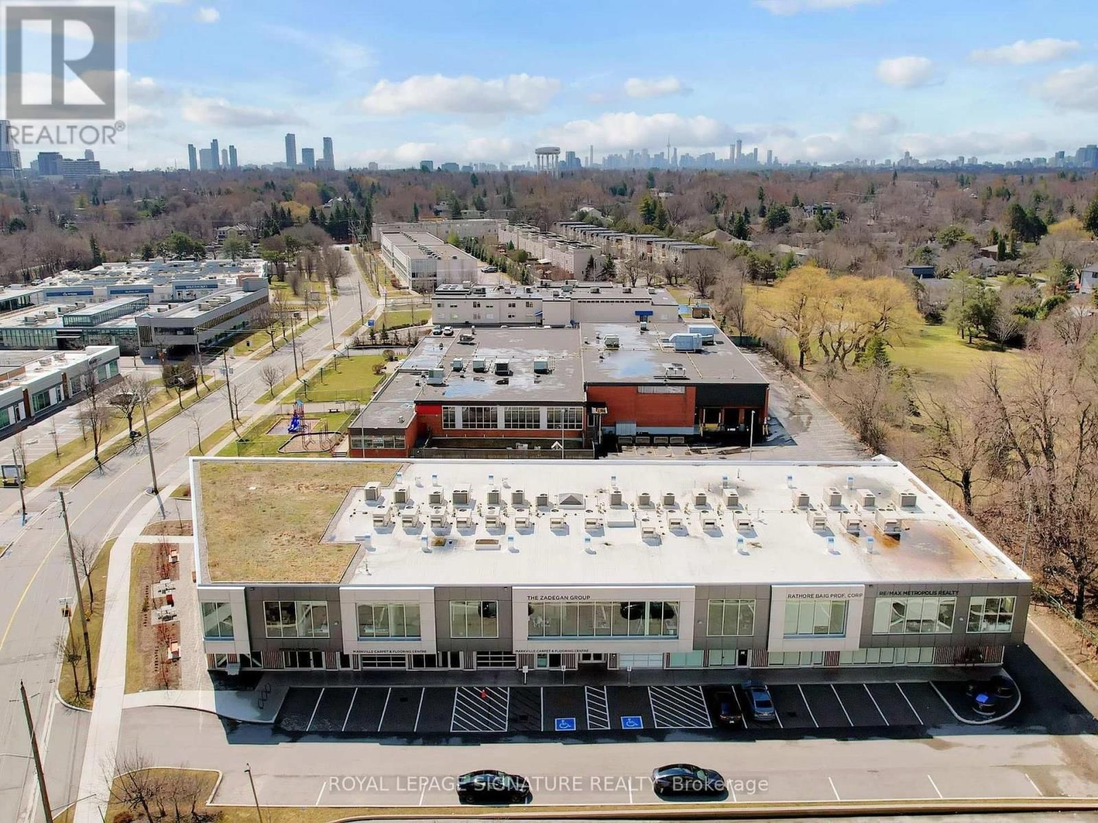 207 - 52 SCARSDALE ROAD Image 28