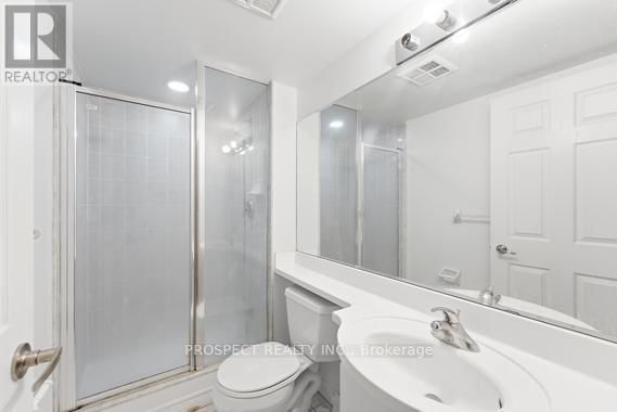 2411 - 763 BAY STREET Image 19