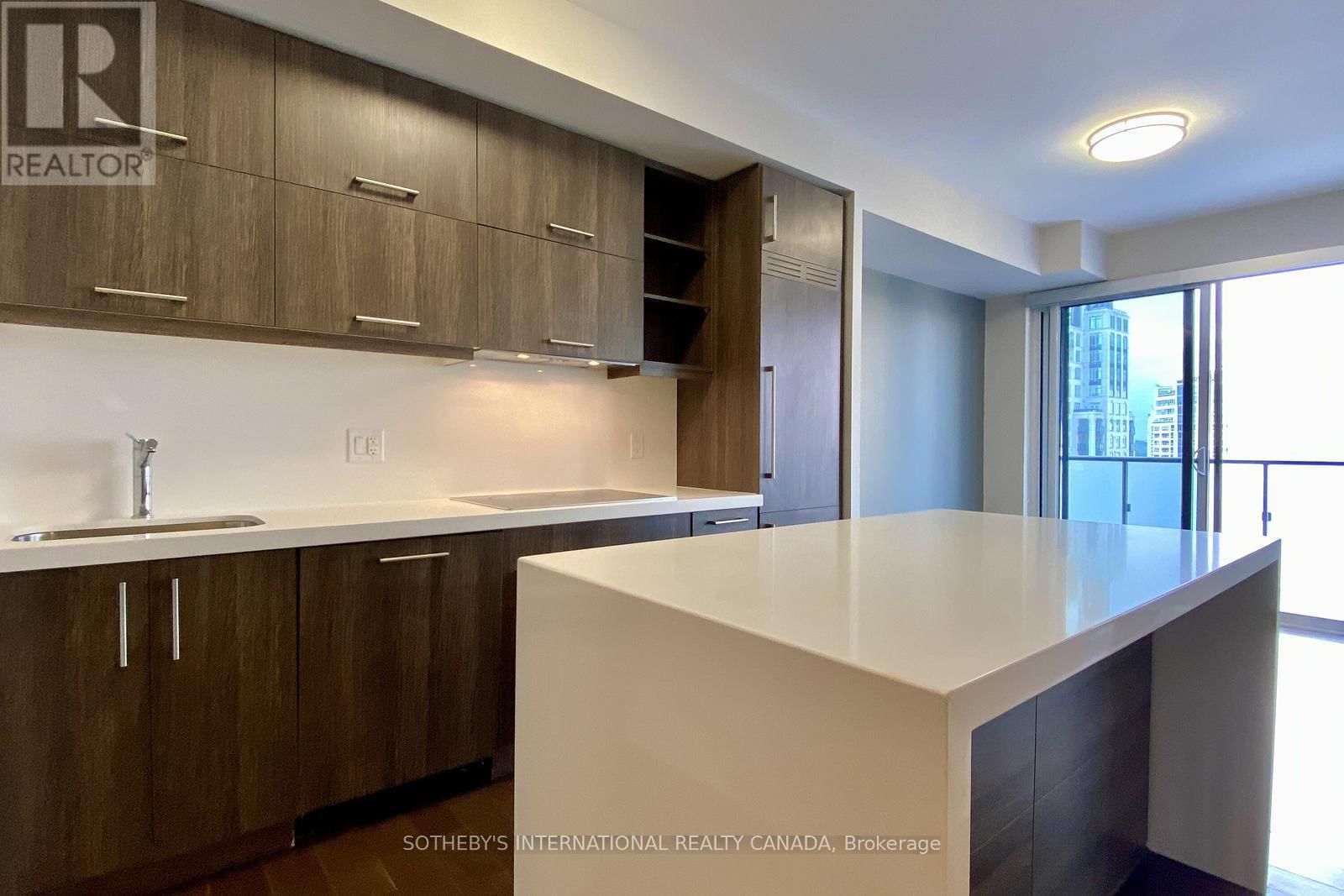 2309 - 1080 BAY STREET Image 12