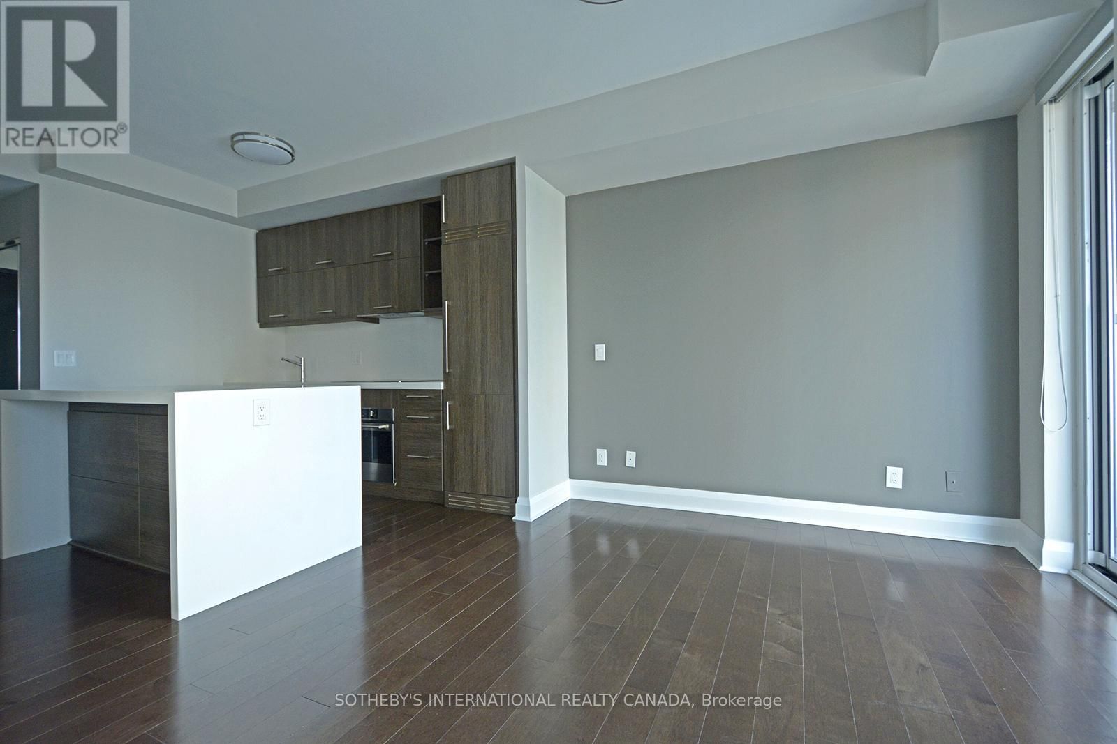 2309 - 1080 BAY STREET Image 2