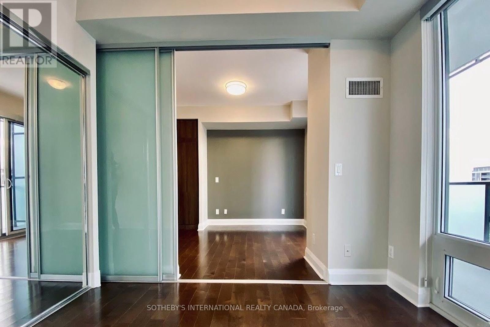 2309 - 1080 BAY STREET Image 21