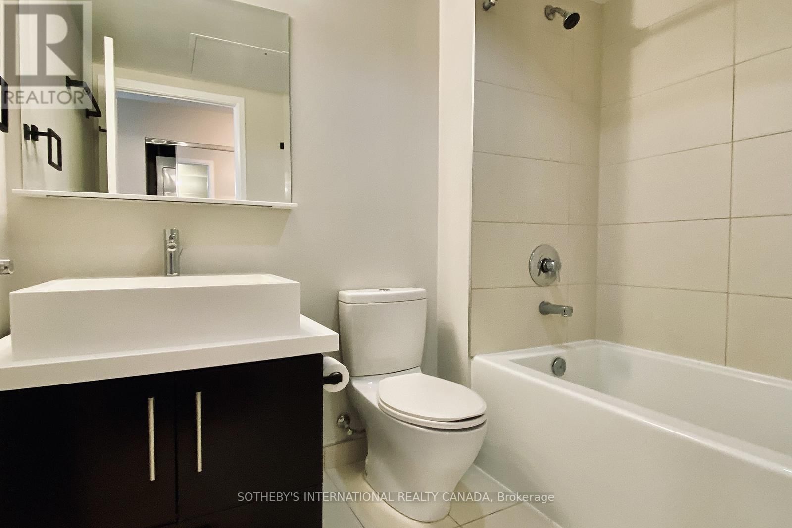 2309 - 1080 BAY STREET Image 26