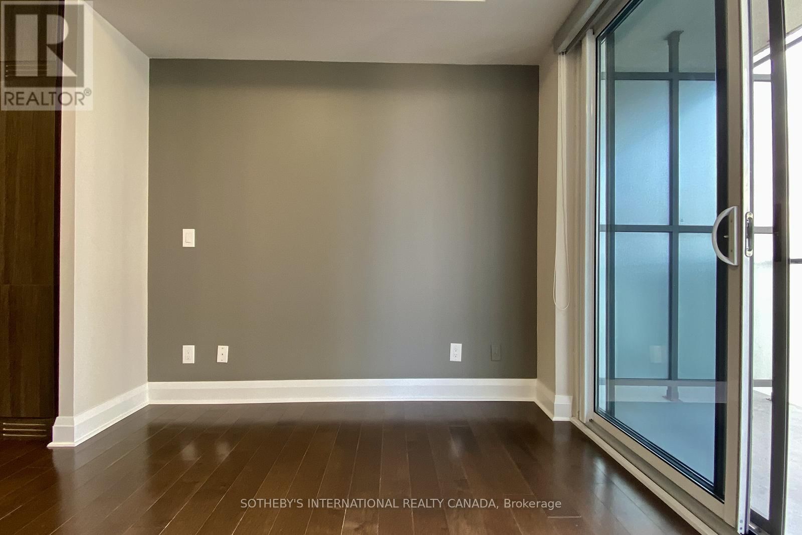 2309 - 1080 BAY STREET Image 6