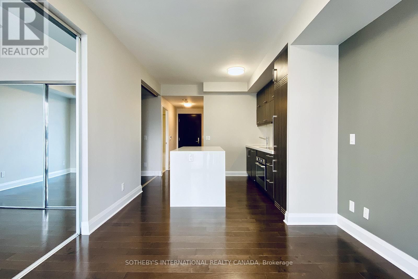 2309 - 1080 BAY STREET Image 7