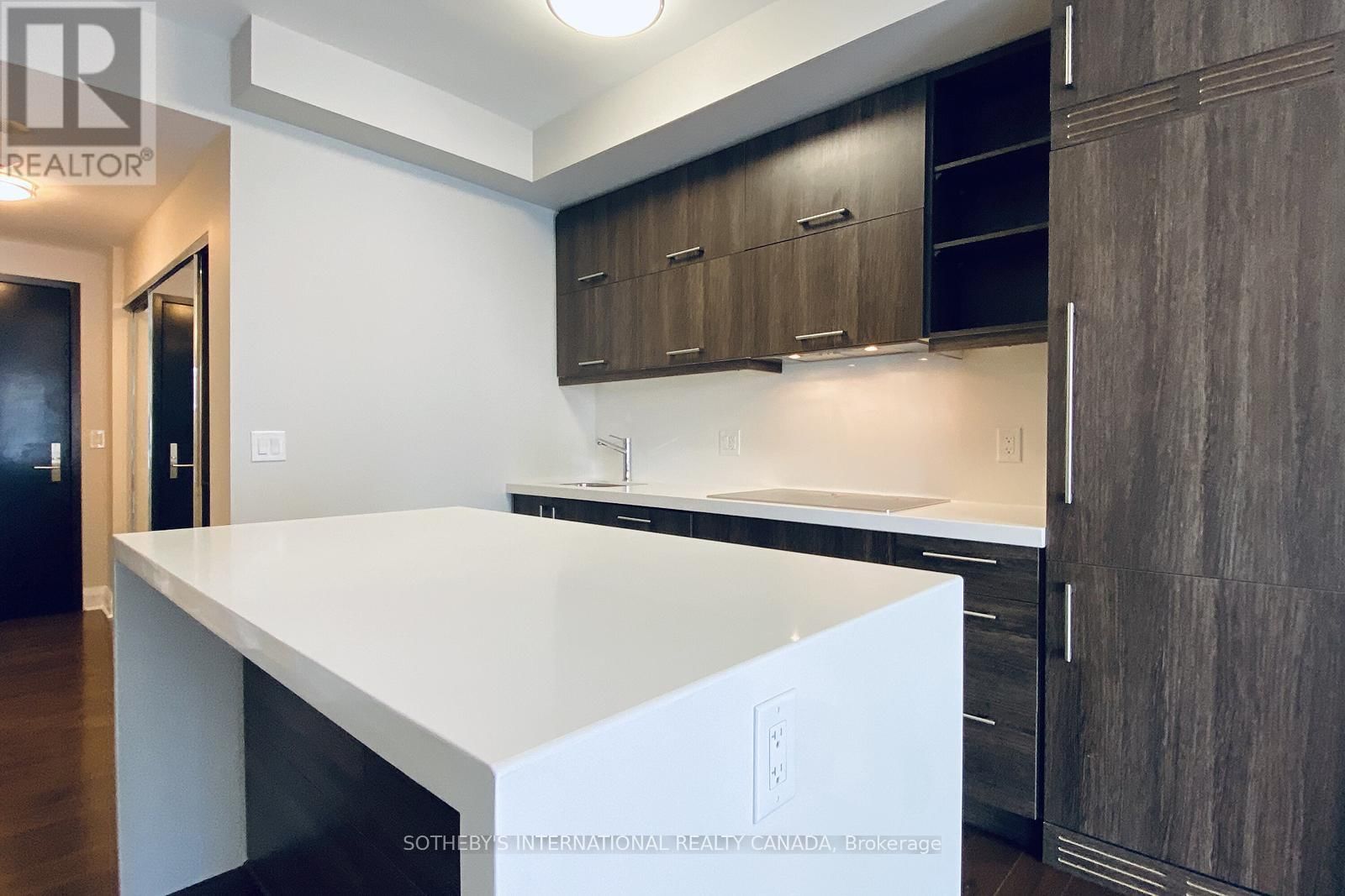 2309 - 1080 BAY STREET Image 8