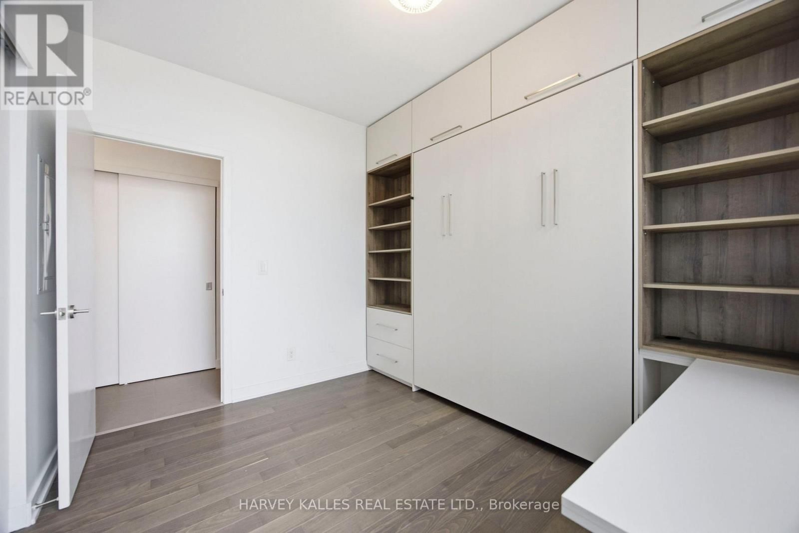 1612 - 1 MARKET STREET Image 21