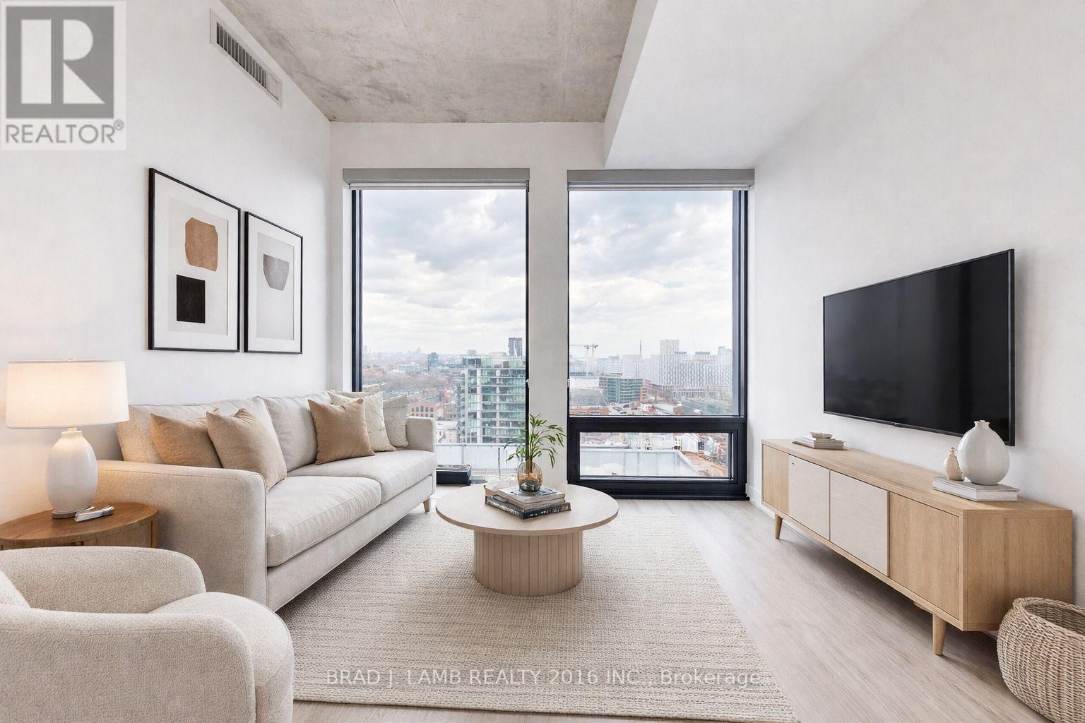 2401 - 284 KING STREET EAST Image 1