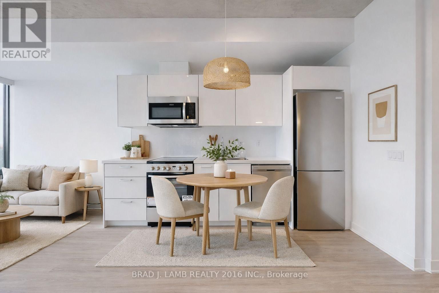 2401 - 284 KING STREET EAST Image 2