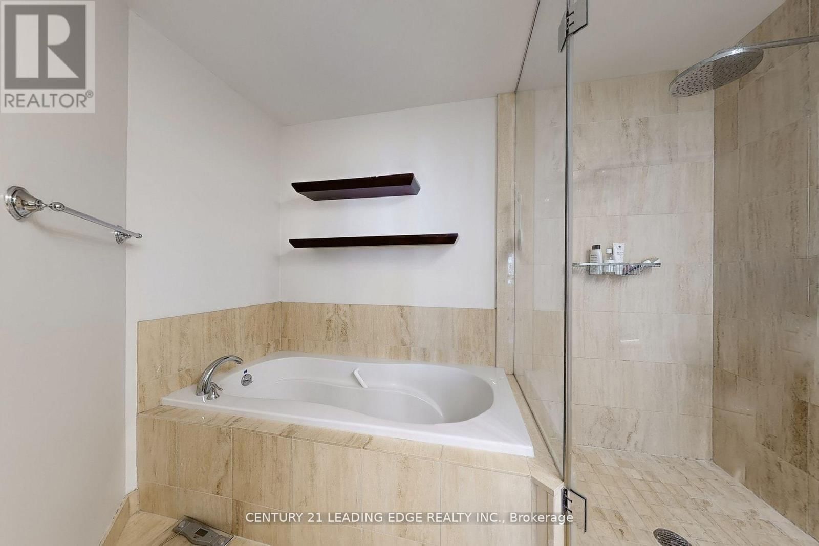 502 - 3 MCALPINE STREET Image 12