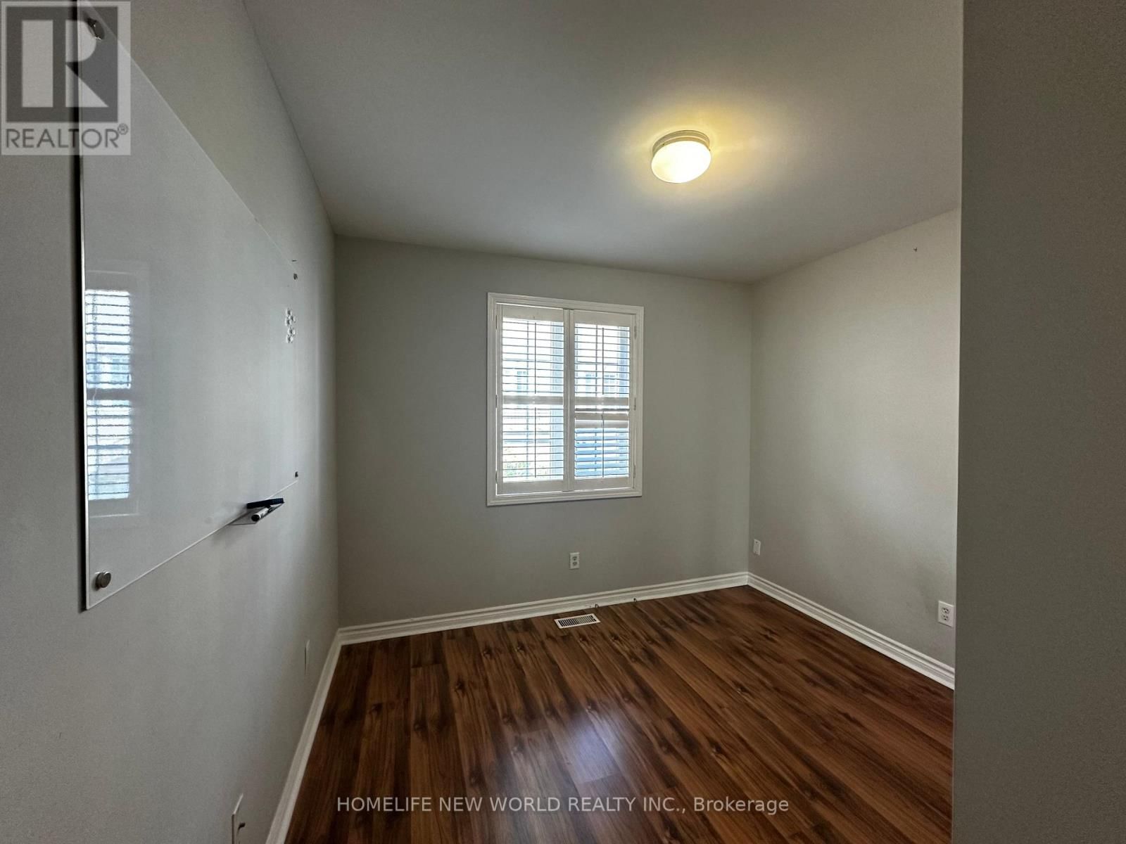 204 - 11 EVERSON DRIVE Image 11