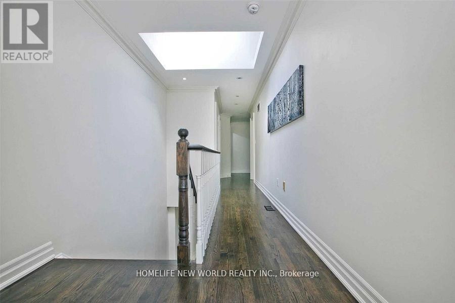 7 ROSLIN AVENUE Image 15