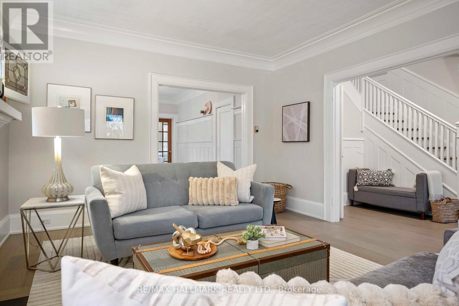 24 GLENCAIRN AVENUE Image 11