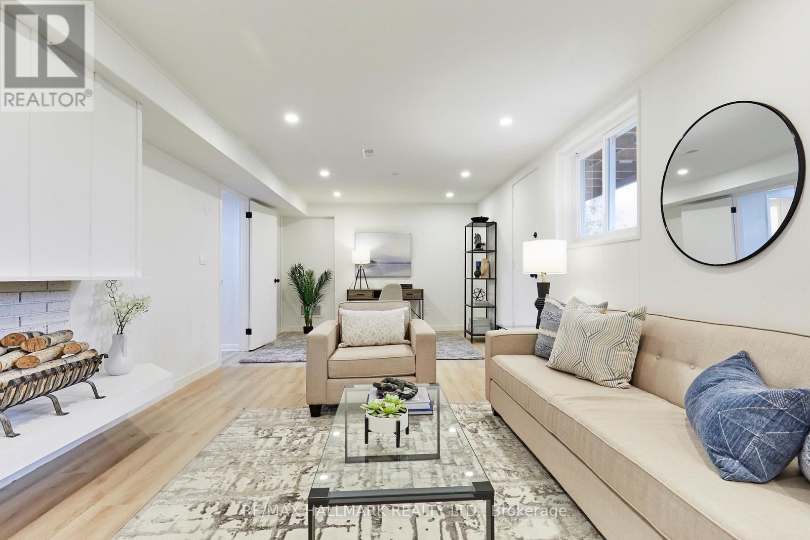 194 SLOANE AVENUE Image 22