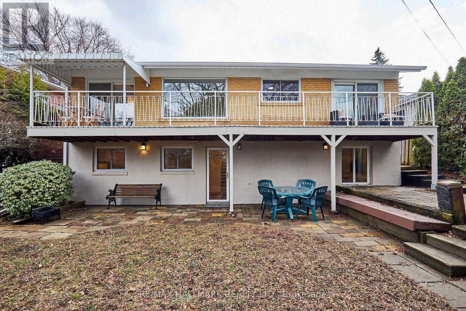 194 SLOANE AVENUE Image 38