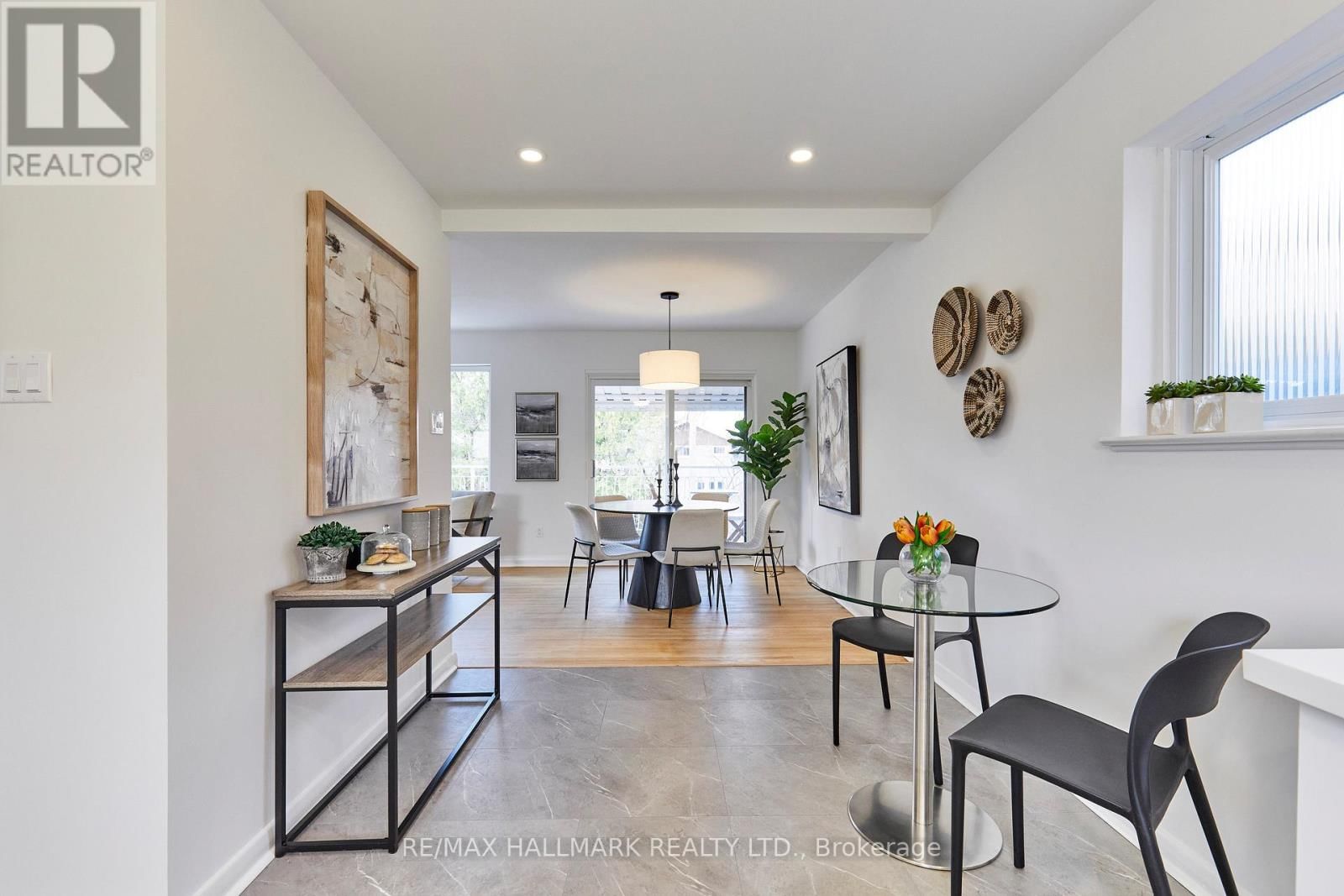 194 SLOANE AVENUE Image 9