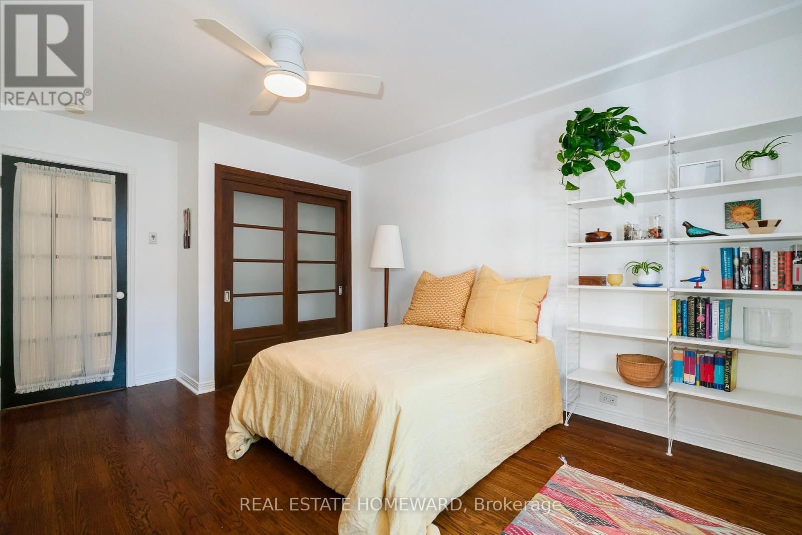 406 - 150 FARNHAM AVENUE Image 17