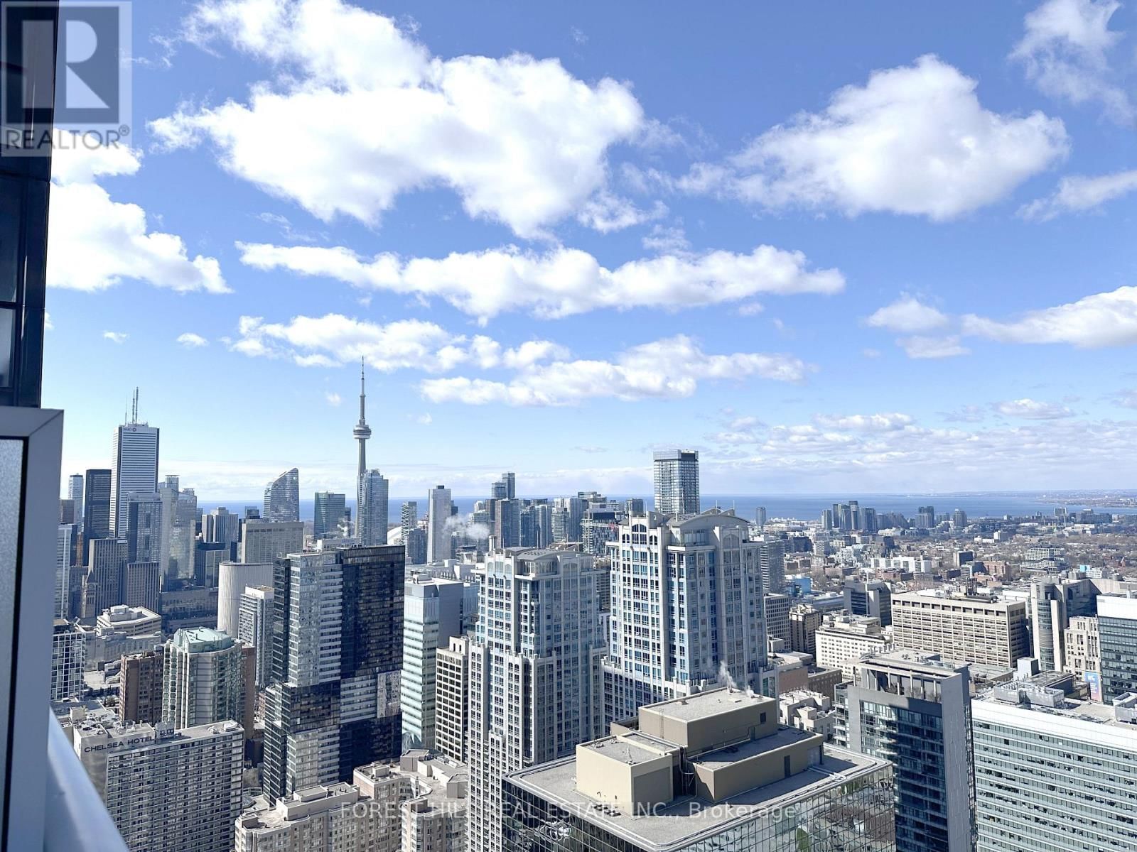 5501 - 7 GRENVILLE STREET Image 1