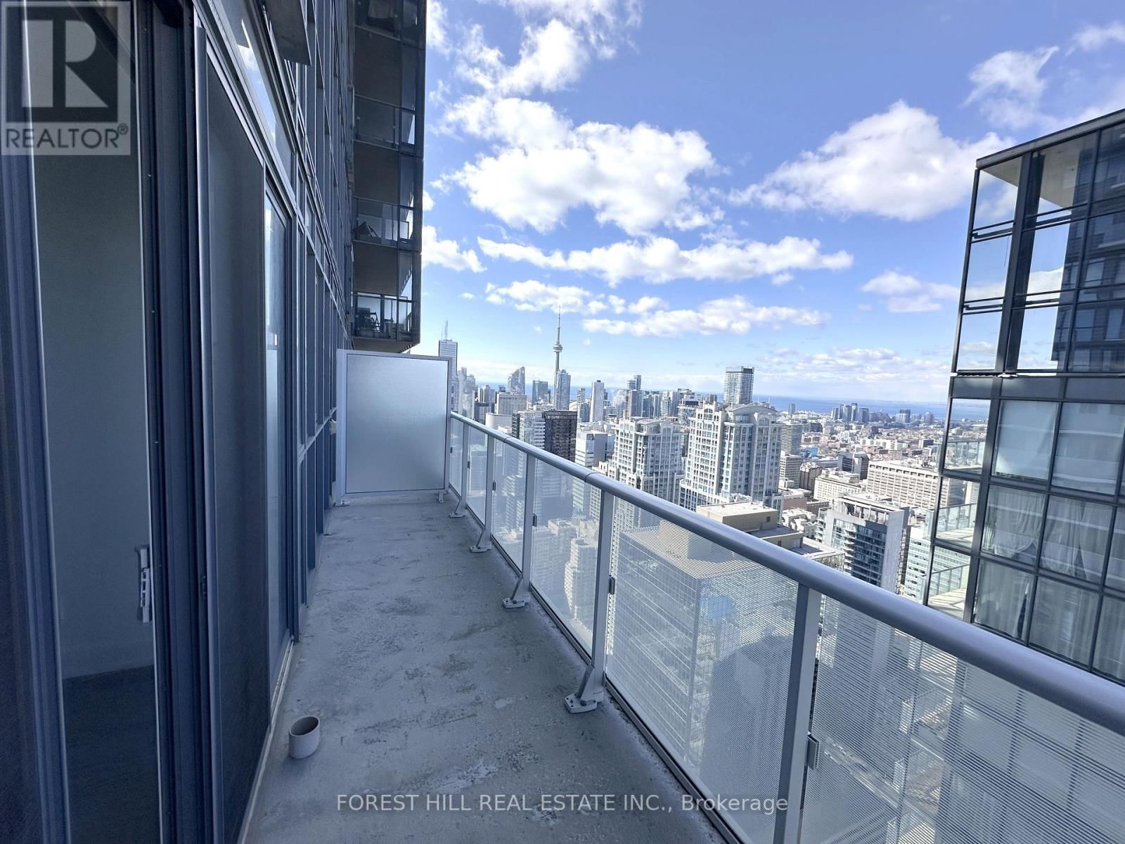 5501 - 7 GRENVILLE STREET Image 7