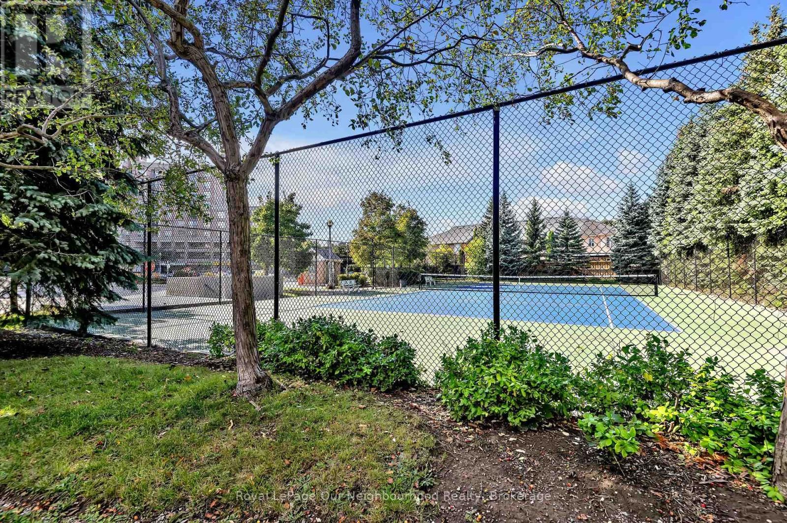 813 - 1720 EGLINTON AVENUE EAST Image 19