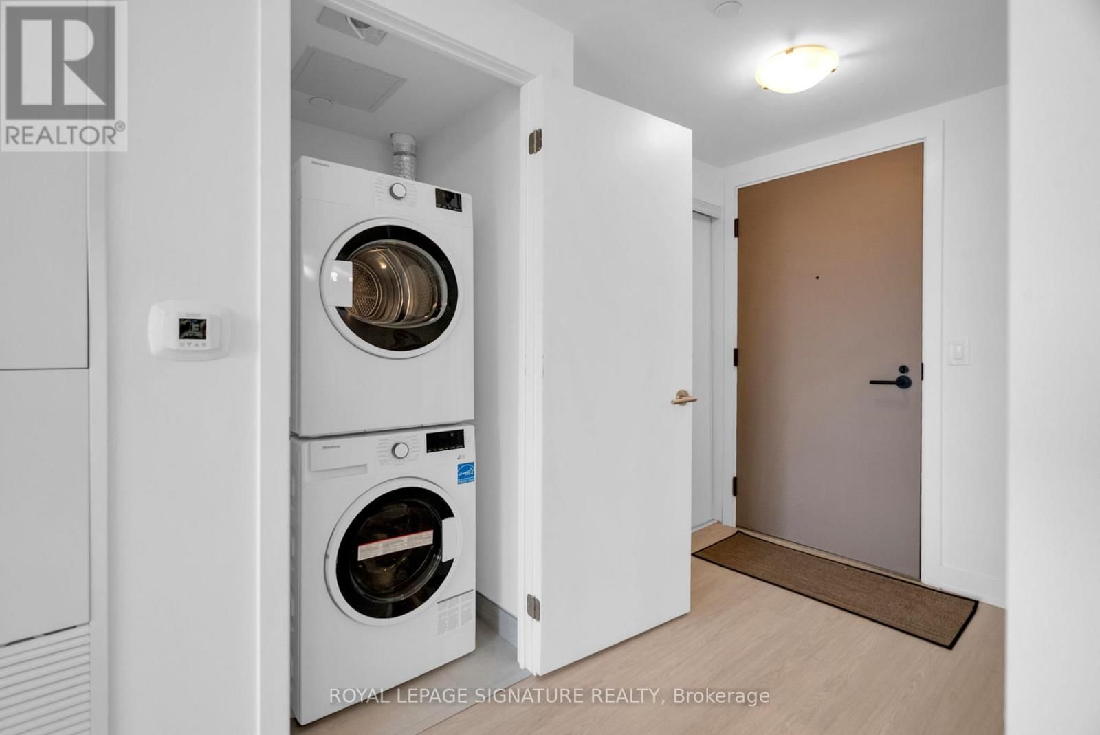 3106 - 47 MUTUAL STREET Image 15