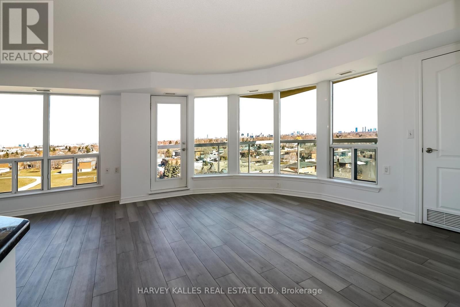 803 - 1030 SHEPPARD AVENUE WEST Image 14