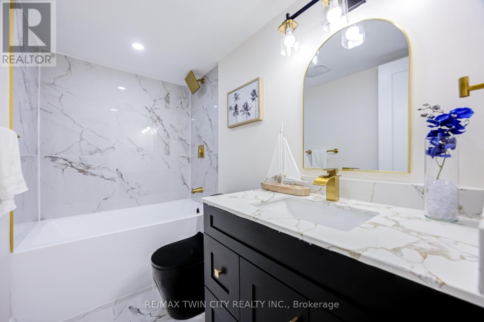 #304 - 20 EDGECLIFF GOLFWAY Image 23