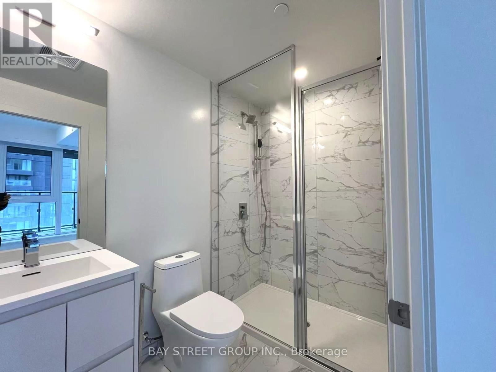 902 - 5 QUARRINGTON LANE Image 10