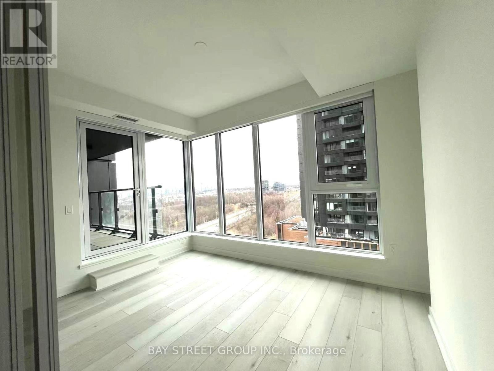 902 - 5 QUARRINGTON LANE Image 14