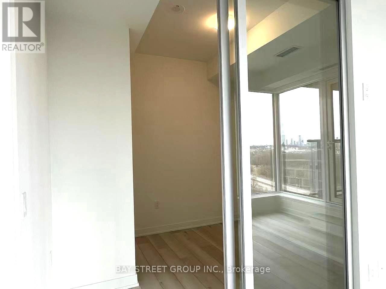 902 - 5 QUARRINGTON LANE Image 15