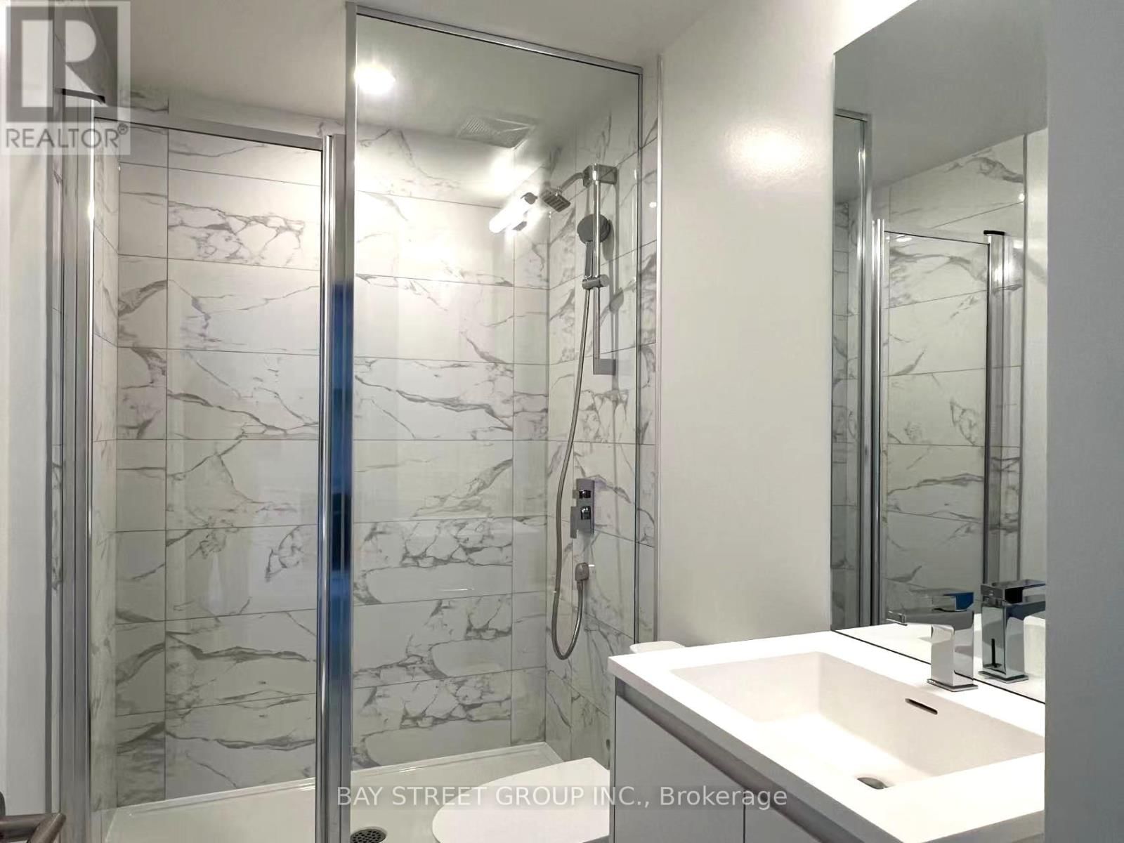 902 - 5 QUARRINGTON LANE Image 17