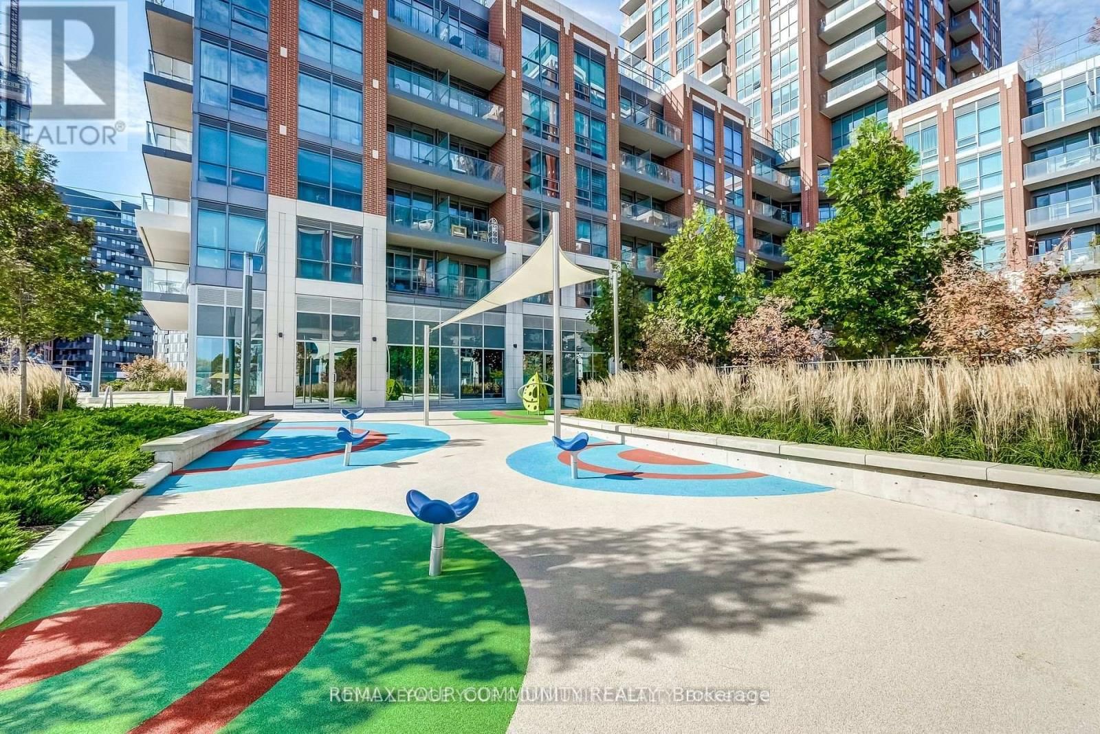 1405 - 31 TIPPETT ROAD Image 30