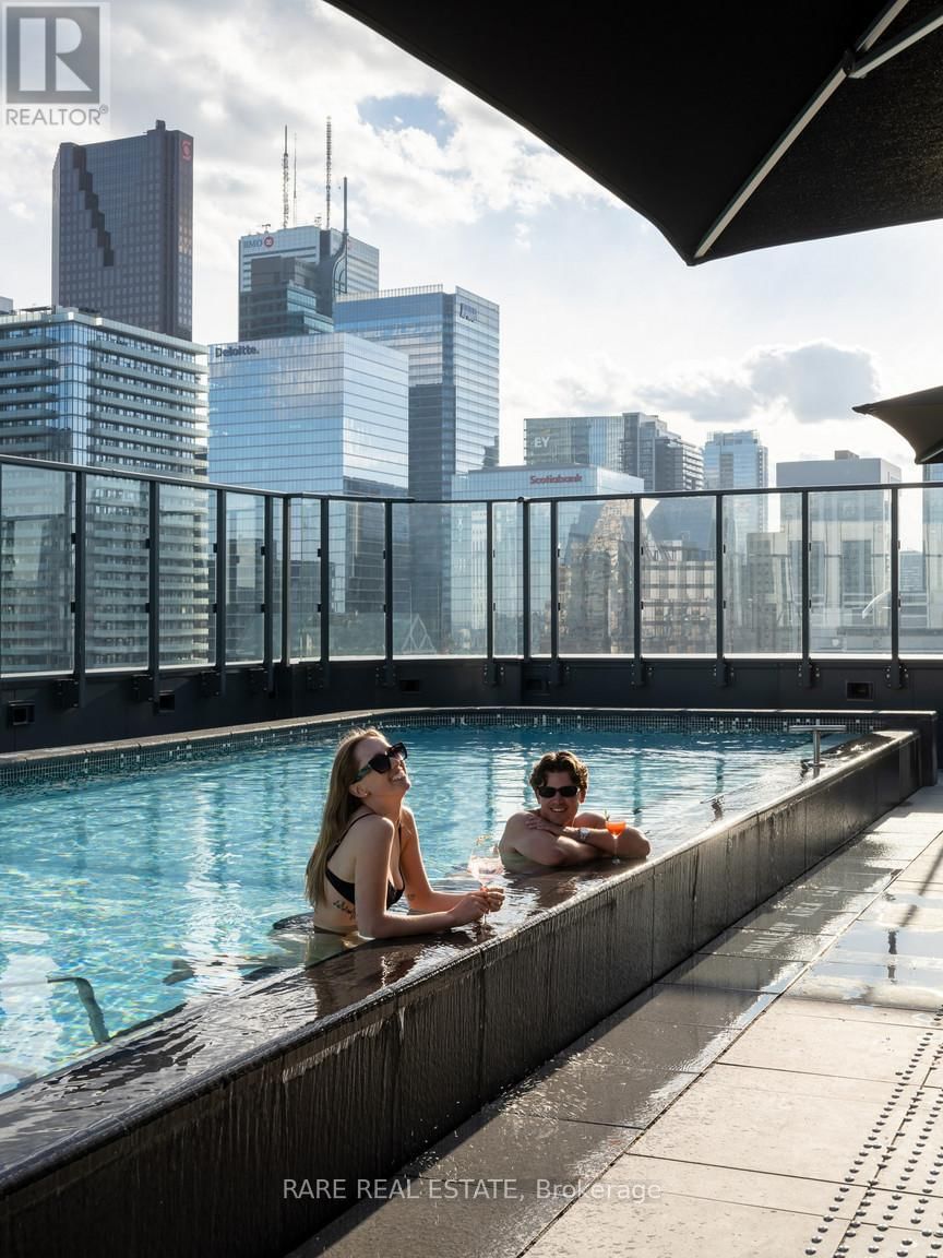 1101 - 30 MUTUAL STREET Image 22