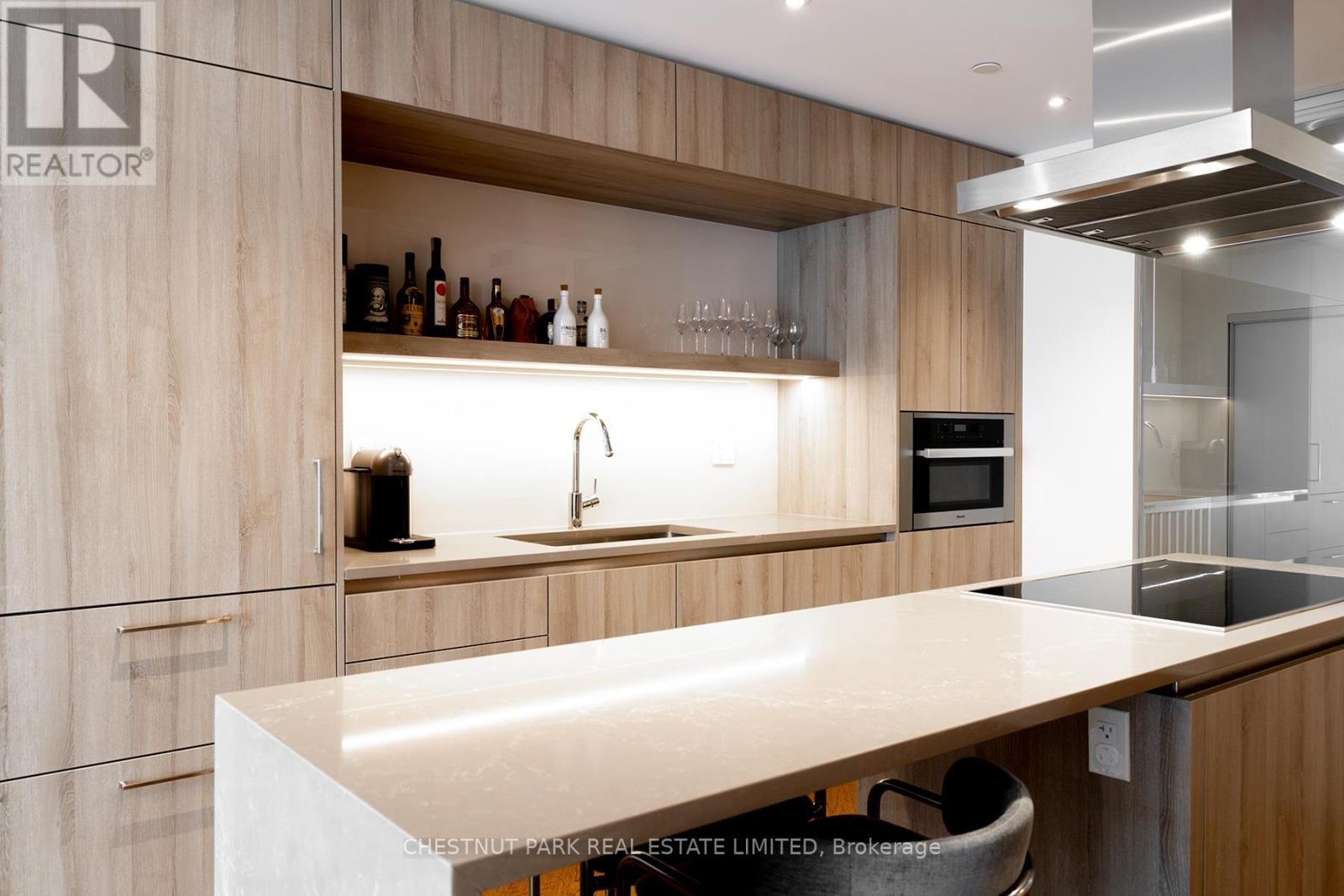 306 - 6 JACKES AVENUE Image 10